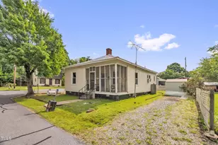 804 Delaware Ave, Burlington, NC 27217 - Photo 1