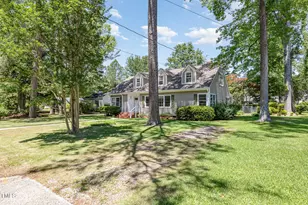 103 E Meadowbrook Dr, Smithfield, NC 27577 - Photo 1