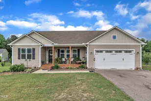 272 W Gennessee Dr, Zebulon, NC 27597 - Photo 1