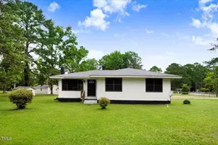 325 Bell St, Enfield, NC 27823 - Photo 1