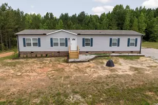 450 Madison's Grove Ln, Henderson, NC 27537 - Photo 1