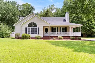 117 S Woodstone Dr, Archer Lodge, NC 27527 - Photo 1