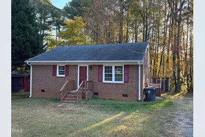 818 Wakefield Avenue, Henderson, NC 27536 - Photo 1