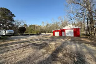 291 Pendergraft Rd, Bunnlevel, NC 28323 - Photo 1