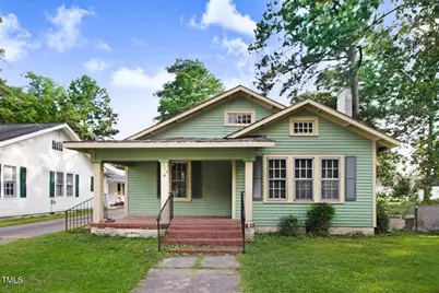 204 E Wayne Street, Fremont, NC 27830 - Photo 1