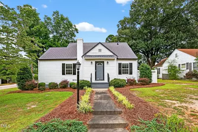 708 W Pope Street, Dunn, NC 28334 - Photo 1