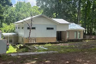 35 Windsor St, Goldston, NC 27252 - Photo 1