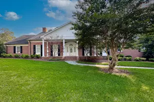 141 Country Club Dr, Henderson, NC 27536 - Photo 1