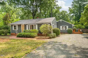 60 Oakwood Dr, Chapel Hill, NC 27517 - Photo 1