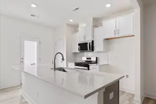 806 Kensley Grv Ln, Fuquay-Varina, NC 27526 - Photo 1