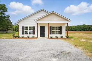 1262 W Blackman Rd, Dunn, NC 28334 - Photo 1