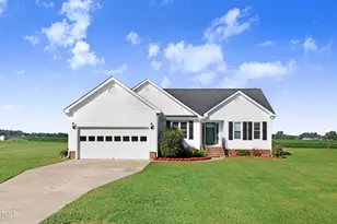 110 Summerdale Dr, Pikeville, NC 27863 - Photo 1