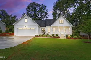 407 W Second St, Clayton, NC 27520 - Photo 1