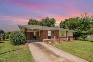 309 W Rockspring St St, Henderson, NC 27536 - Photo 1