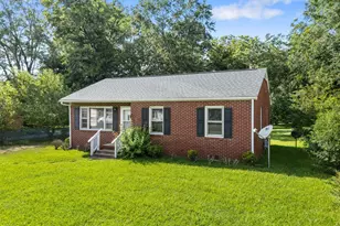 412 Cherry St, Oxford, NC 27565 - Photo 1