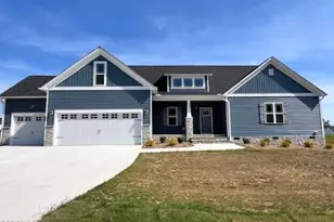 147 Seahawk Wy, Zebulon, NC 27597 - Photo 1