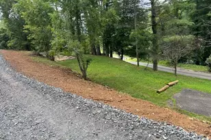 140 Morningside Cir, West Jefferson, NC 28694 - Photo 1