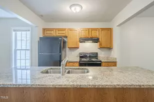 321 Cross Hill Ln, Holly Springs, NC 27540 - Photo 10