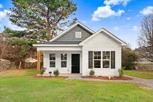 145 E Jay St, Coats, NC 27521 - Photo 1