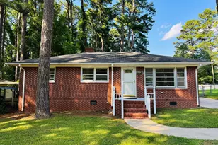 924 Buckhorn St, Henderson, NC 27536 - Photo 1