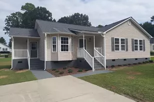 1436 Smokey Mountain Dr, Zebulon, NC 27597 - Photo 1