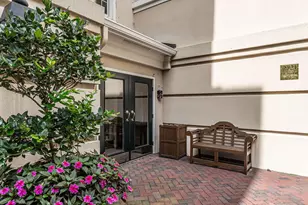 2721 Glenwood Gardens Ln, Raleigh, NC 27608 - Photo 1