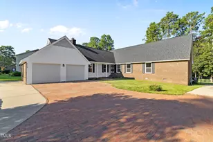 519 Bloomfield Dr, Fayetteville, NC 28311 - Photo 1