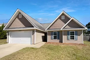 2028 Sir Michael Dr, Hope Mills, NC 28348 - Photo 1