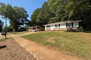 528 Solar Dr, Raleigh, NC 27601 - Photo 1