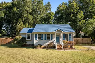 507 Oak St, Graham, NC 27253 - Photo 1