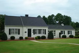 126 Fairfield Cir, Dunn, NC 28334 - Photo 1