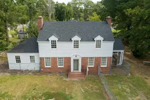 906 Hill St, Rocky Mount, NC 27801 - Photo 1