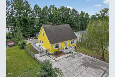 916 E E Club Boulevard, Durham, NC 27704 - Photo 1