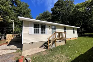 215 Wilmington Ave, Oxford, NC 27565 - Photo 1