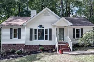 2013 Myrtle Ln, Clayton, NC 27520 - Photo 1