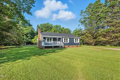 104 S Nikol Way, Clayton, NC 27520 - Photo 1