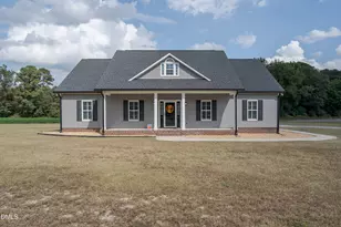 3570 Penny Tew Mill Rd, Roseboro, NC 28382 - Photo 1