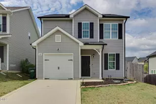 129 Crawford Pkwy, Clayton, NC 27520 - Photo 1