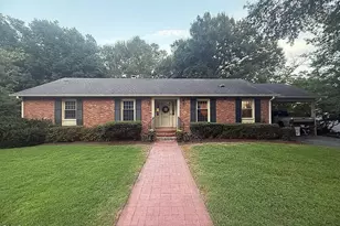 240 Crestwood Dr, Roxboro, NC 27573 - Photo 1