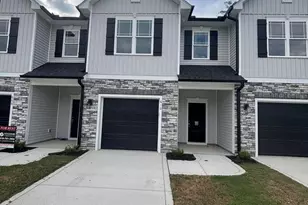 610 S Blackmon St, Benson, NC 27504 - Photo 1