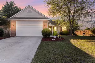 4808 Miranda Dr, Hope Mills, NC 28348 - Photo 1