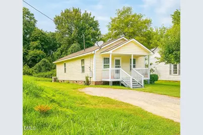 533 E Winder Street, Henderson, NC 27536 - Photo 1