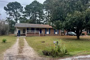 115 E McIver St, Zebulon, NC 27597 - Photo 1