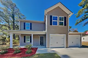 572 Lakerun Dr, Bunnlevel, NC 28323 - Photo 1