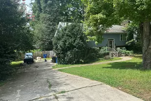 5605 Alpine Dr, Raleigh, NC 27609 - Photo 1