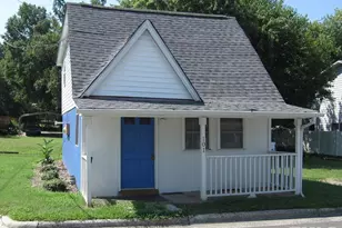 101 Starlite Dr, Carrboro, NC 27510 - Photo 1