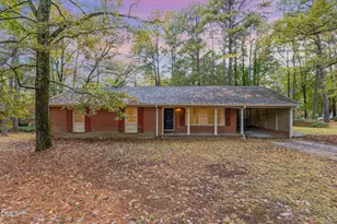 1612 Lynne Ave, Henderson, NC 27536 - Photo 1