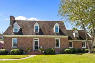 661 Main St Ext, Swansboro, NC 28584 - Photo 1