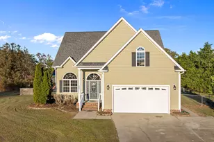 103 Glendale Pl, Pikeville, NC 27863 - Photo 1