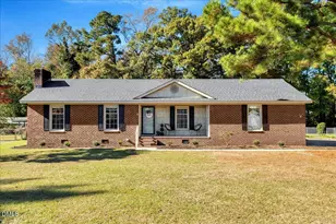2532 Irvin Dr, Kinston, NC 28504 - Photo 1